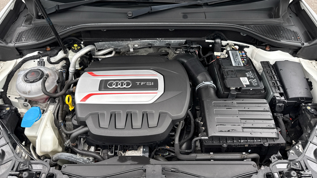 Audi SQ2 Tfsi Black Edition 2.0 Tfsi Black Edition Suv Grey #17
