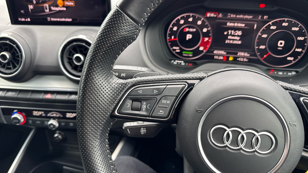 Audi SQ2 Tfsi Black Edition 2.0 Tfsi Black Edition Suv Grey #23