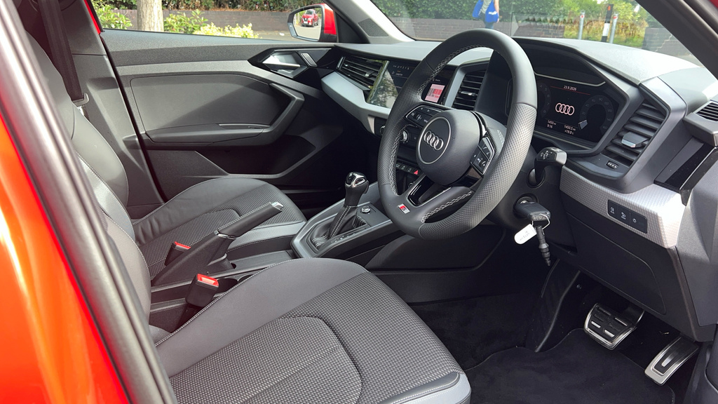 Audi A1 30 Tfsi Sport S Tronic Black #10