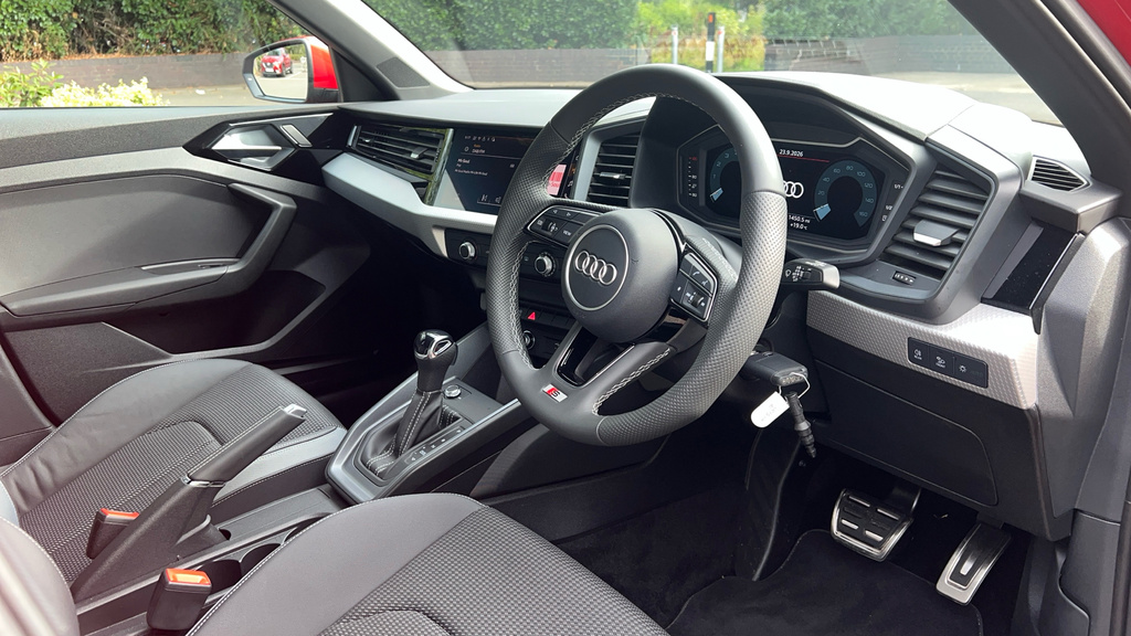 Audi A1 30 Tfsi Sport S Tronic Black #9