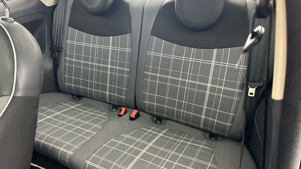 Fiat 500 500 Lounge S-a Red #18