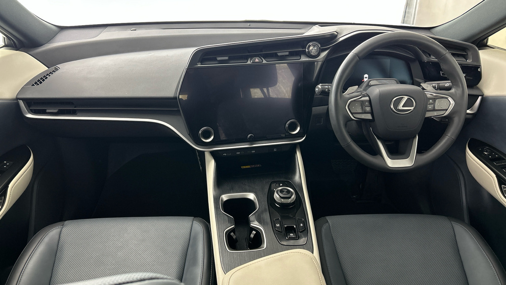 Lexus RZ 450E 71.4Kwh Takumi Direct4 Blue #14