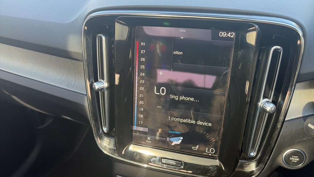 Volvo XC40 Recharge Twin Awd Green #17