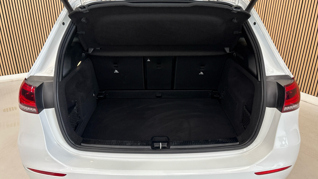 Mercedes-Benz B Class B200d Sport Executive Black #27