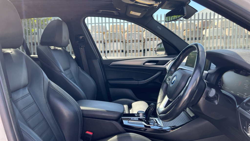 BMW iX3 210Kw Premier Edition 80Kwh Blue #16