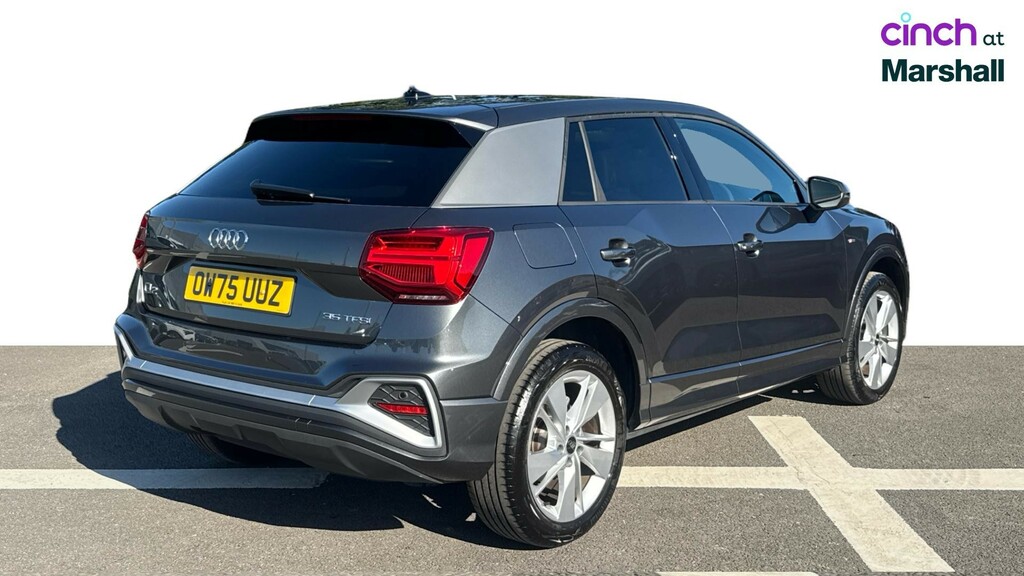 Audi Q2 S Line 35 Tfsi 150 Ps 6-Speed White #3