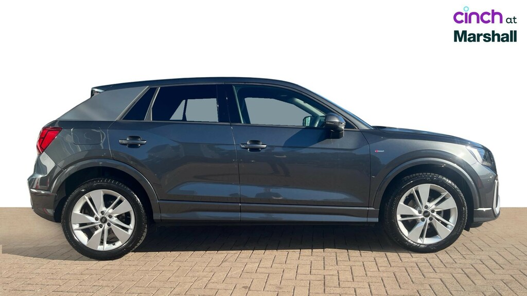 Audi Q2 S Line 35 Tfsi 150 Ps S Tronic Black #2