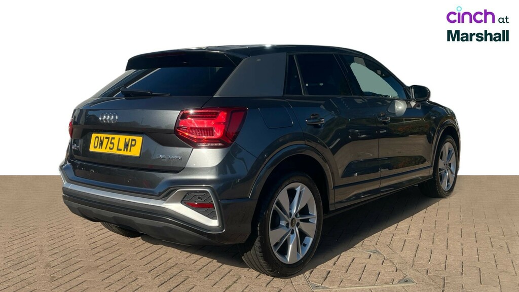 Audi Q2 S Line 35 Tfsi 150 Ps S Tronic Black #3