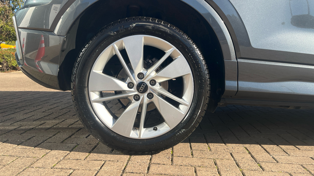 Audi Q2 S Line 35 Tfsi 150 Ps S Tronic Black #23