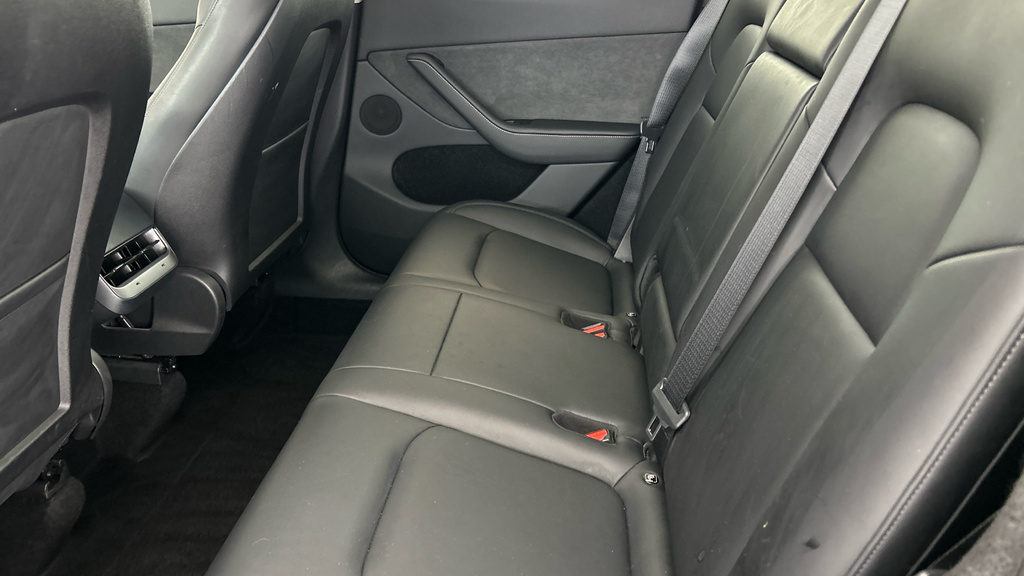 Tesla Model Y Suv Rwd 202424 White #20