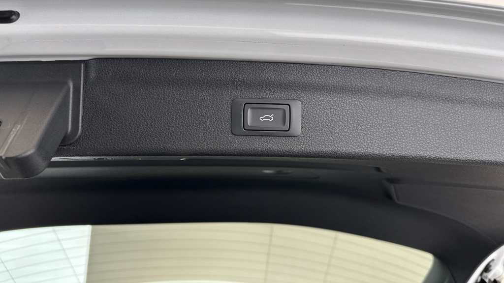 Audi Q3 35 Tfsi S Line Comfortsound Pack Black #5
