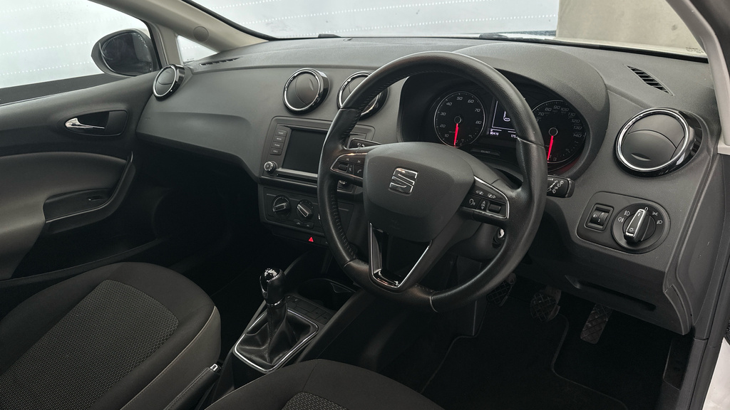 Seat Ibiza 1.2 Tsi 110 Fr Technology White #9