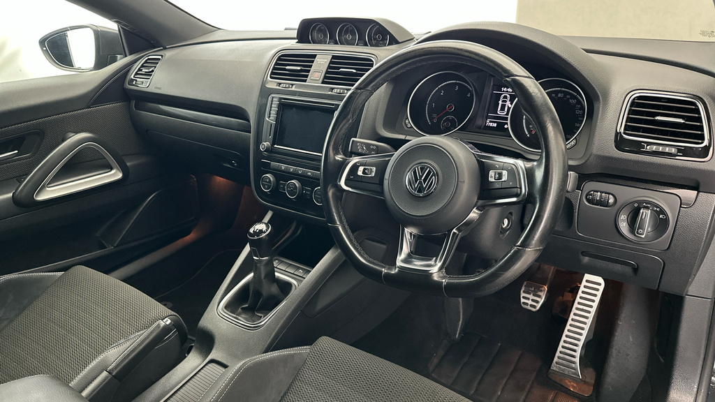 Volkswagen Scirocco 2.0 Tdi Gt Black Edition Hatchback Dsg Black #11