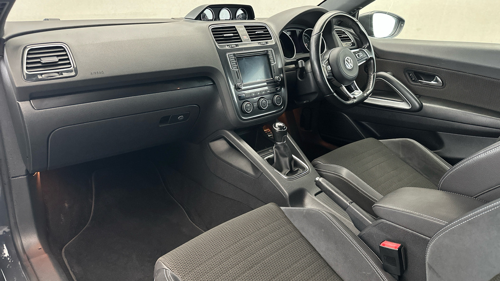 Volkswagen Scirocco 2.0 Tdi Gt Black Edition Hatchback Dsg Black #12
