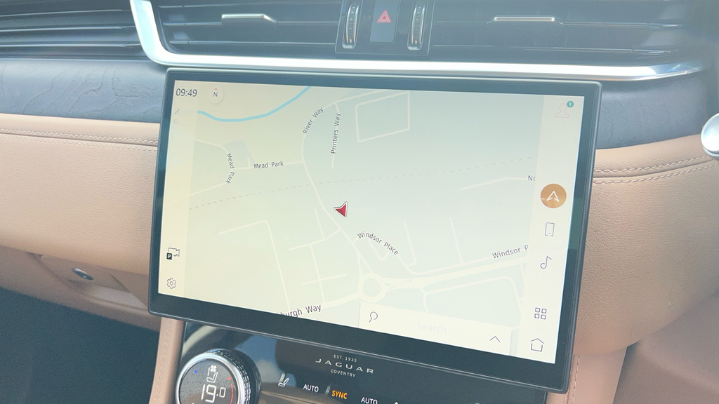 Jaguar F-Pace 2.0D 180 Chequered Flag Awd Grey #32