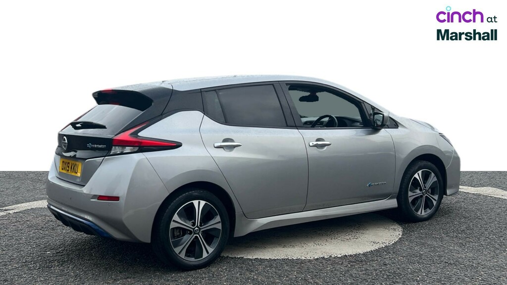 Nissan Leaf 110Kw Tekna 40Kwh Red #3