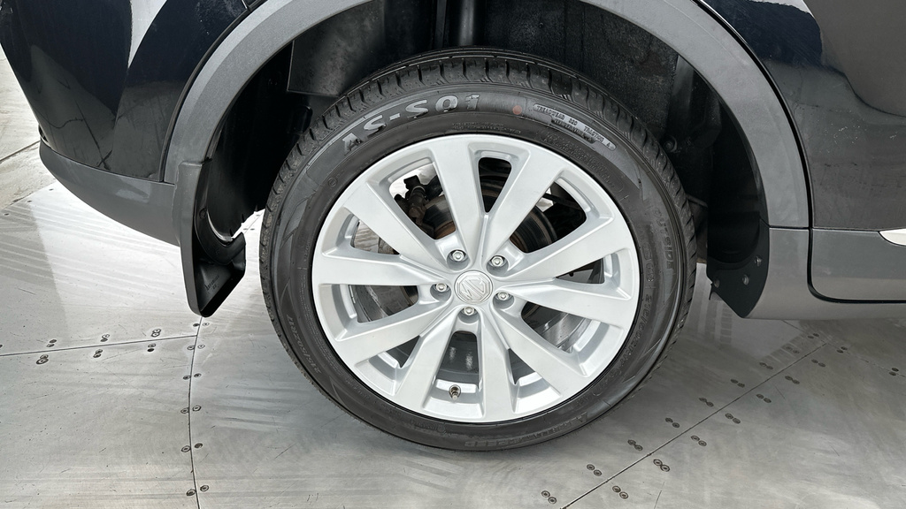 MG ZS 1.0T Gdi Exclusive Dct Silver #25