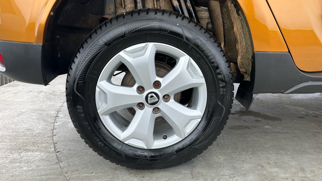 Dacia Duster 1L Comfort White #25