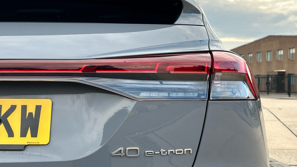 Audi Q4 E Tron 40 S Line Sportback 82Kwh 204 P Black #38