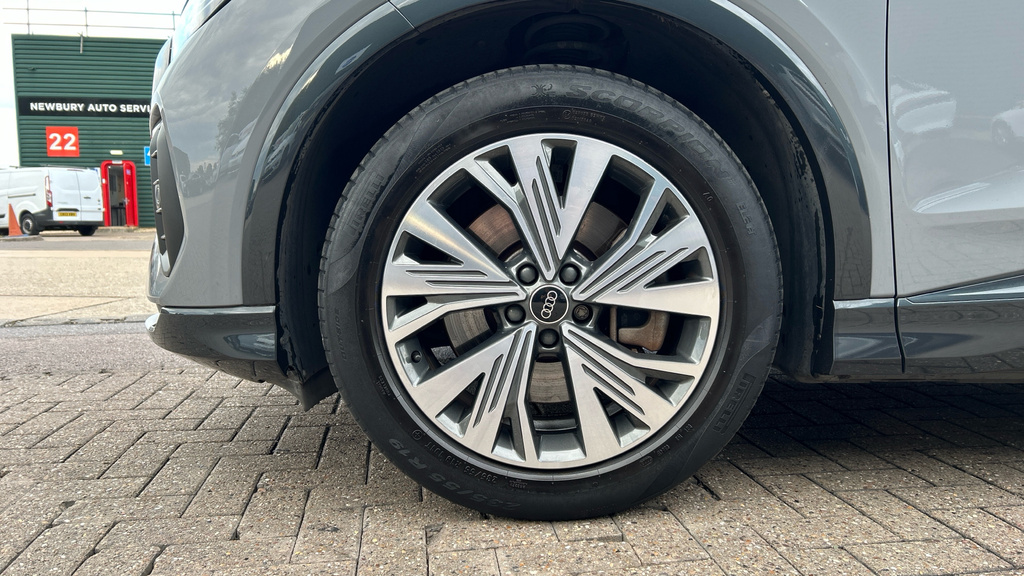 Audi Q4 E Tron 40 S Line Sportback 82Kwh 204 P Black #21