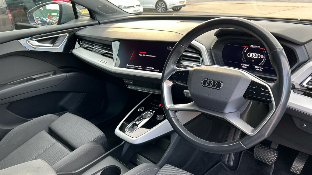 Audi Q4 E Tron 40 S Line Sportback 82Kwh 204 P Black #9