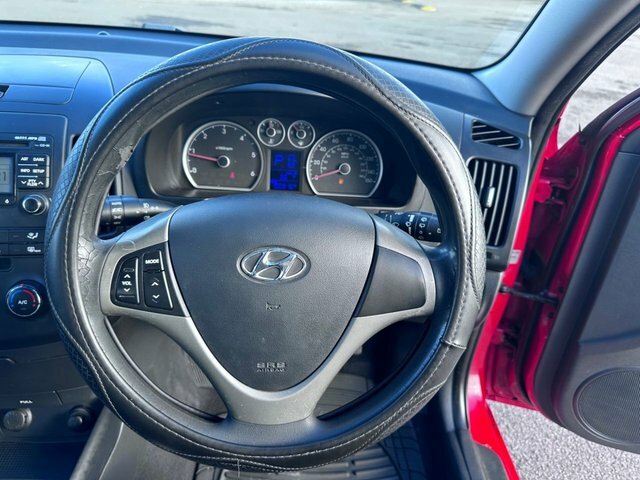 Hyundai I30 1.4 Comfort 108 Silver #10