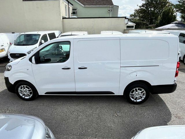Vauxhall Vivaro 1.5 Turbo D 2900 Dynamic L2 H1 Euro 6 S S 6Dr White #4