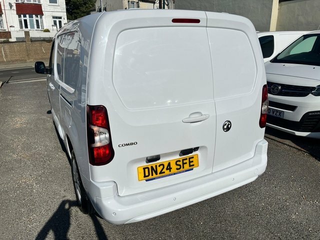 Vauxhall Combo 2300 Prime L1 H1 Swb 1.5 Turbo D 100Ps White #9