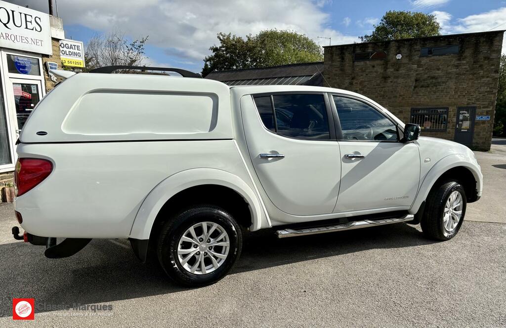 Mitsubishi L200 2.5 Di-d Challenger Pickup Double Cab M White #2