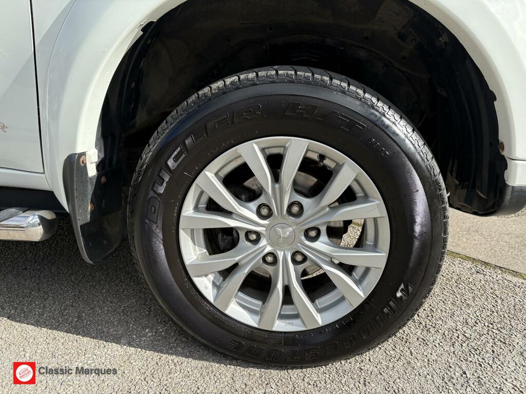 Mitsubishi L200 2.5 Di-d 4X4 Double Cab Pick Up 4Wd White #29