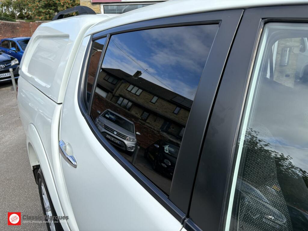 Mitsubishi L200 2.5 Di-d 4X4 Double Cab Pick Up 4Wd White #12