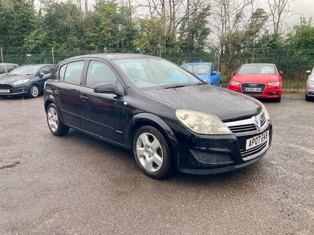 Vauxhall Astra 1.8I 16V Club Beige #1