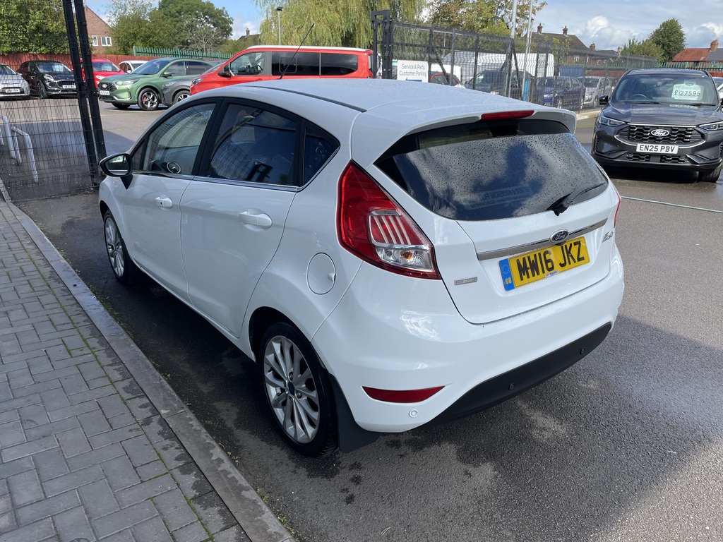Ford Fiesta 1.0 Fiesta Ecoboost Titanium X Navigation White #4