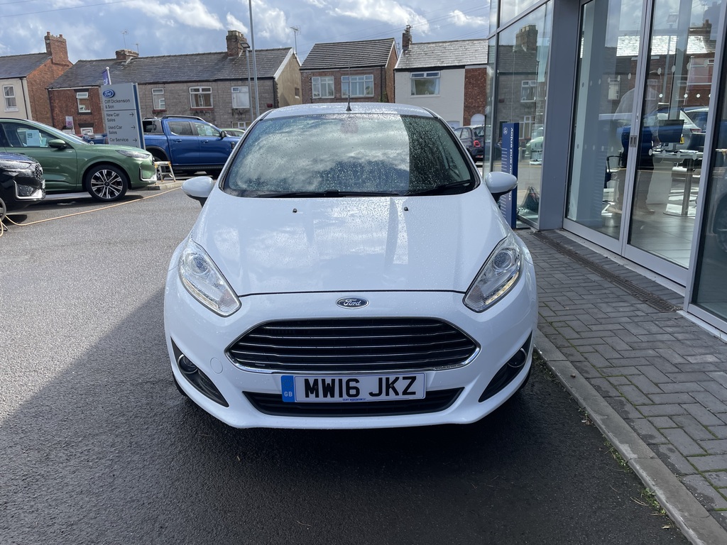 Ford Fiesta 1.0 Fiesta Ecoboost Titanium X Navigation White #2