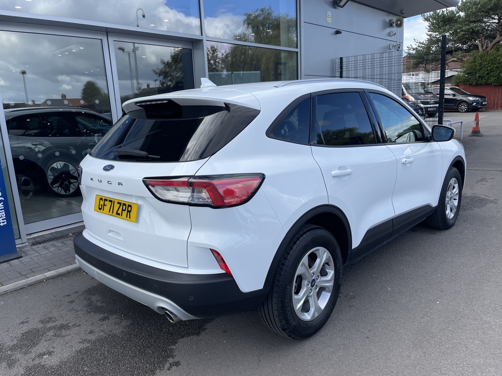Ford Kuga 1.5 Ecoboost 150 Zetec White #5