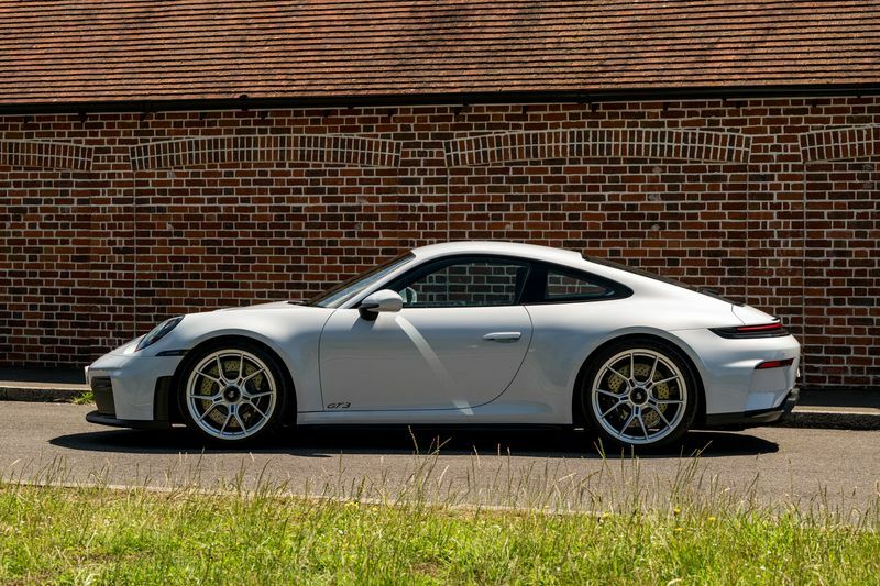 Porsche 911 992.2 Gt3 Touring  #4