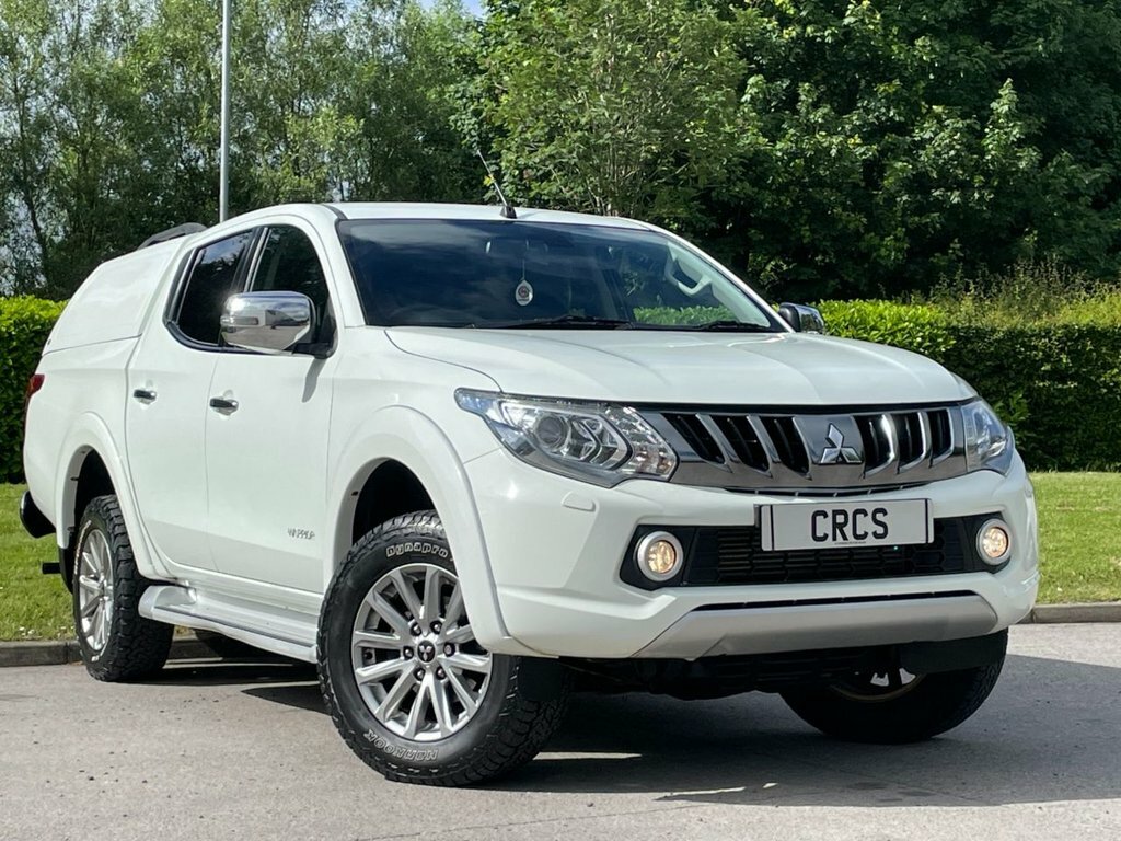 Mitsubishi L200 2.4 Di-d Dc Warrior Pickup Double Cab M White