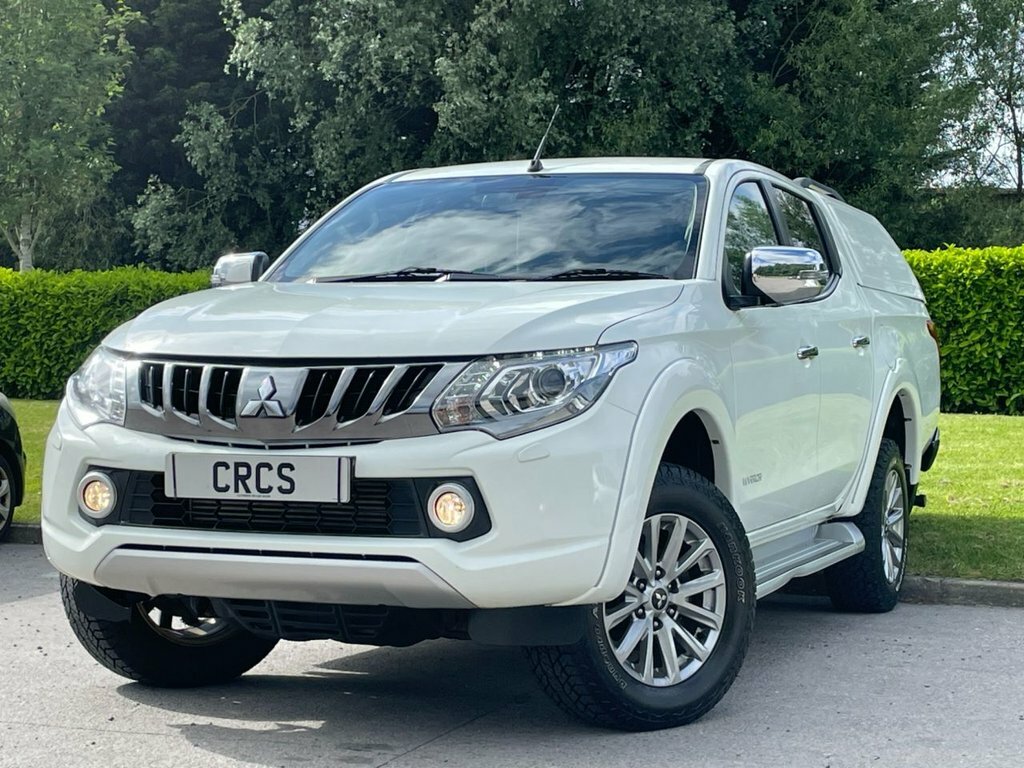 Mitsubishi L200 2.4 Di-d Dc Warrior Pickup Double Cab M White #2