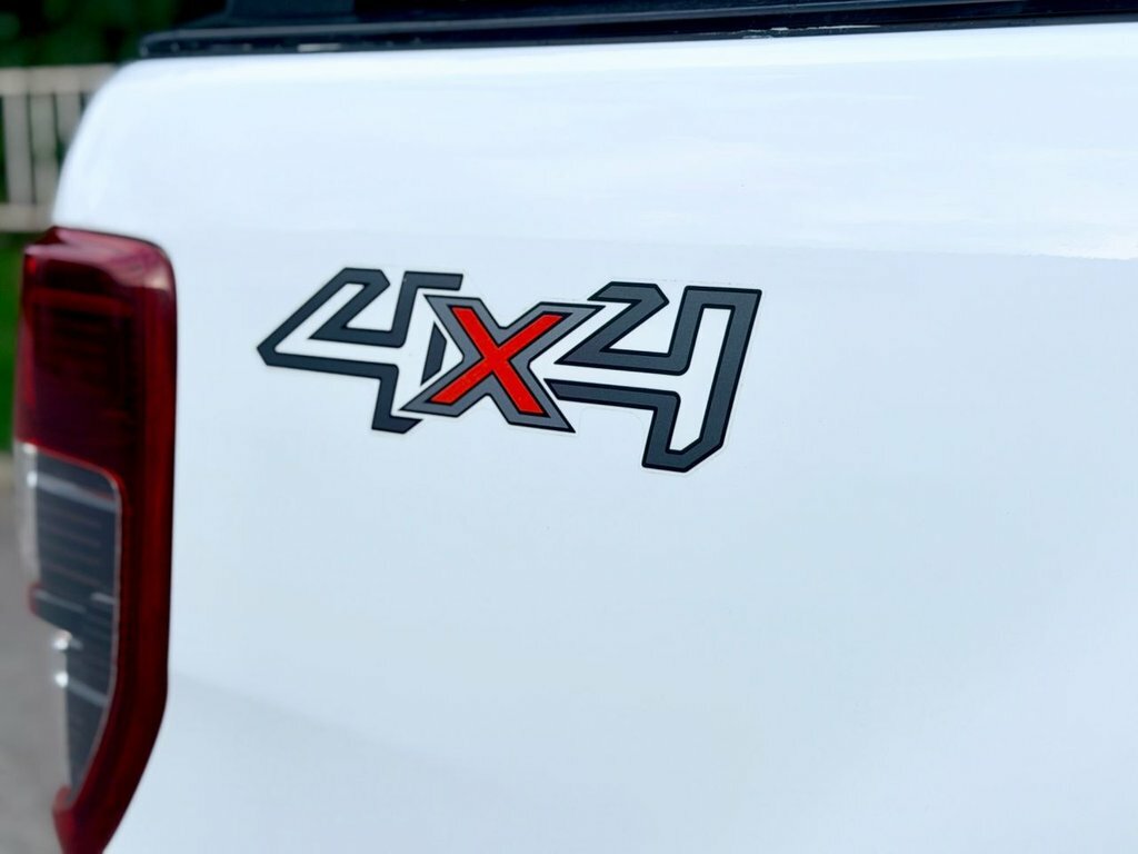 Ford Ranger Xlt 4X4 Dcb Tdci 4-Door White #33