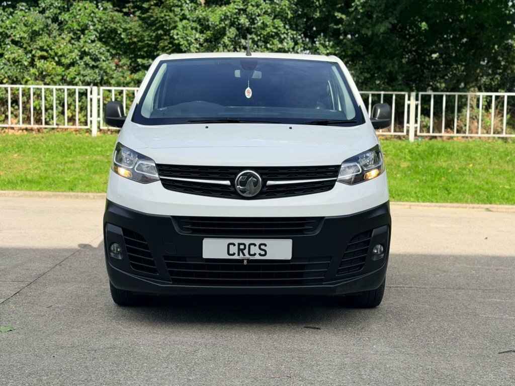 Vauxhall Vivaro 2.0 Turbo D 3100 Dynamic Panel Van 6Dr Manu White #3