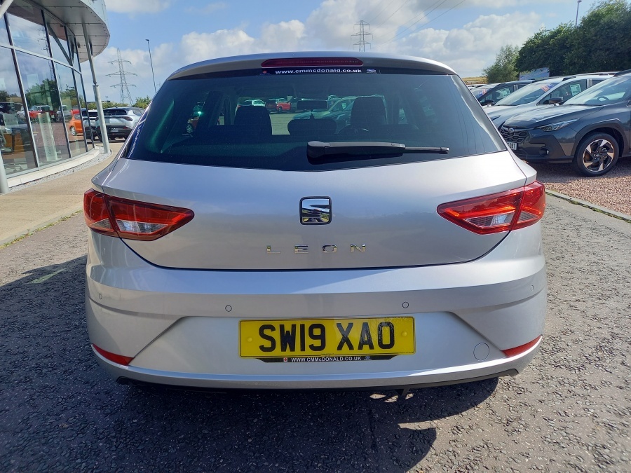 Seat Leon 1.6 Tdi Se Dynamic Ez Dsg Silver #6