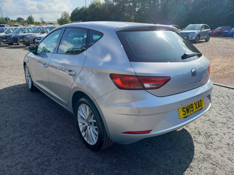 Seat Leon 1.6 Tdi Se Dynamic Ez Dsg Silver #5