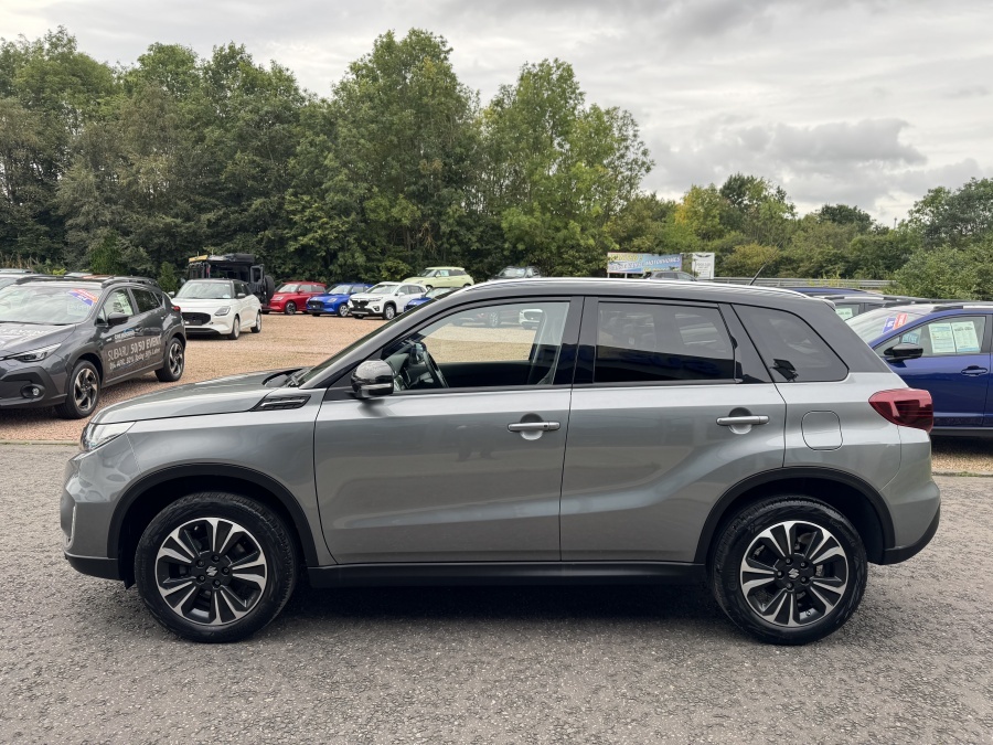 Suzuki Vitara 1.4 Boosterjet 48V Hybrid Sz5 Grey #4