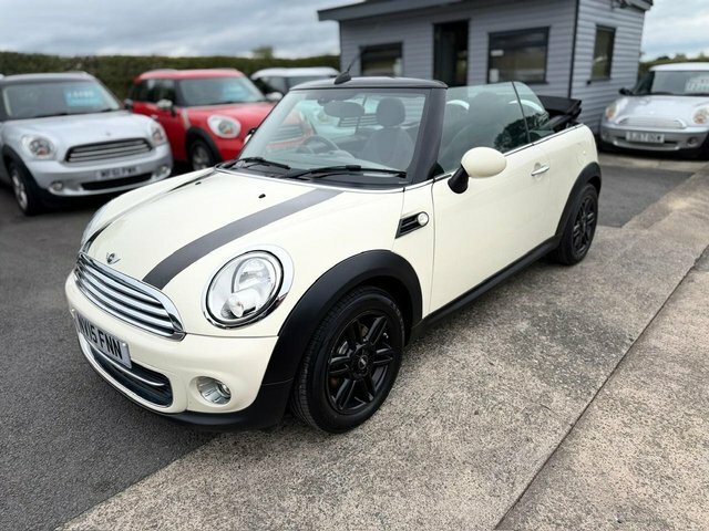 Mini Convertible 1.6 Cooper Convertible Euro 6 S White