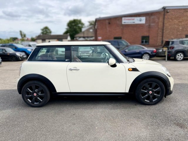 Mini Hatch 1.6 First Hatchback Euro 5 75 P White #6