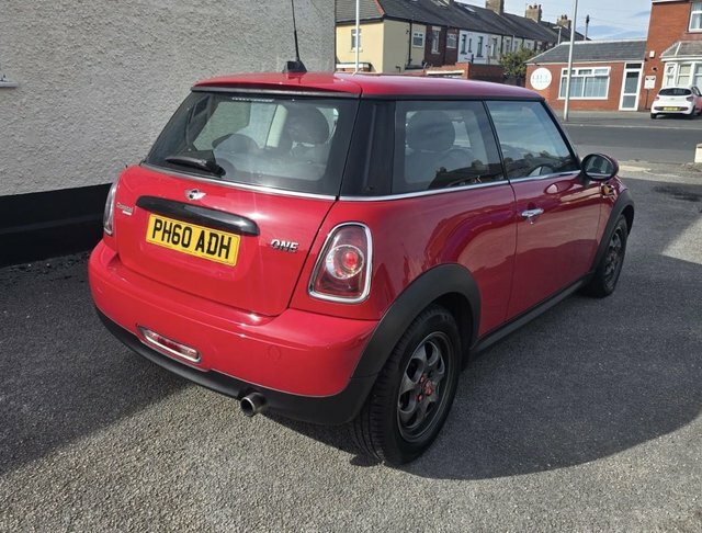 Mini Hatch 1.6 One Hatchback Euro 5 98 Ps Red #4