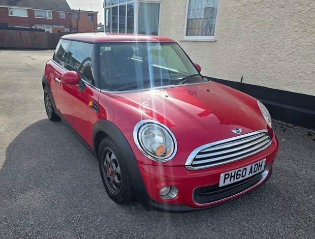 Mini Hatch 1.6 One Hatchback Euro 5 98 Ps Red #2