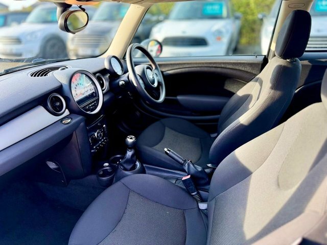 Mini Hatch 1.6 Cooper Euro 5 S S Blue #10