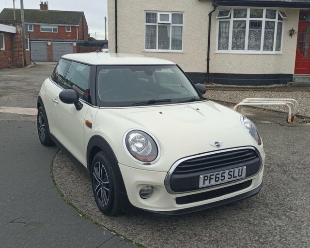 Mini Hatch 1.2 One Hatchback Euro 6 S S White #2