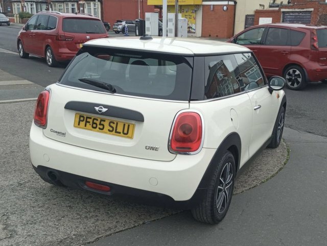 Mini Hatch 1.2 One Hatchback Euro 6 S S White #4
